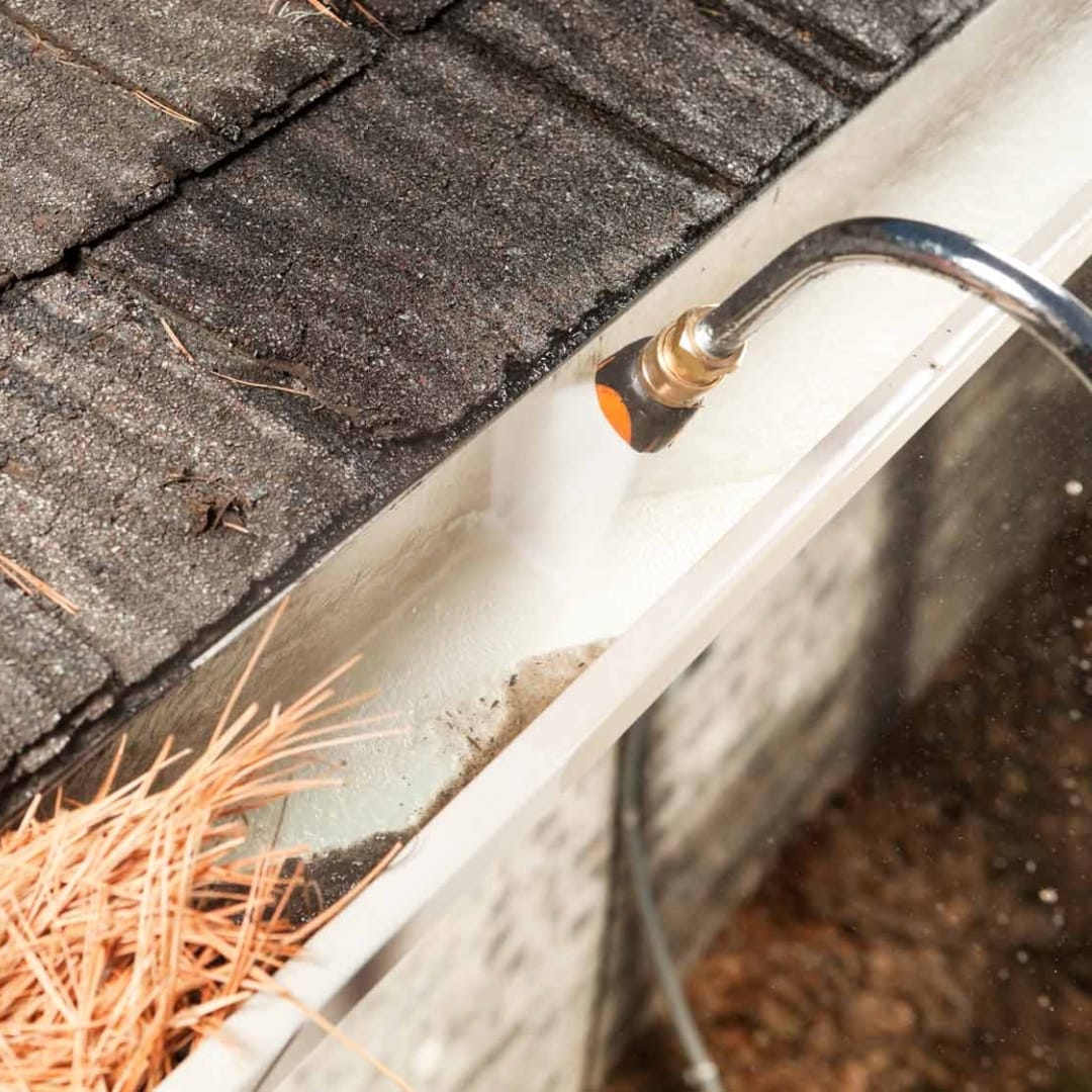 nettoyage gouttière bouchée